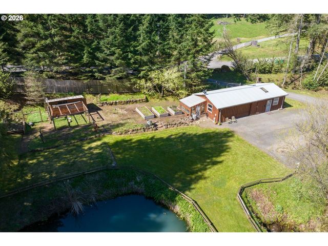 26020 Sw HEATON CREEK Dr, Newberg, OR 97132