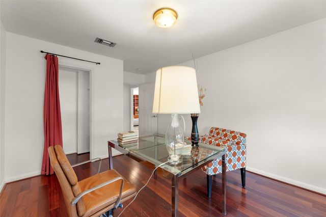 5623 Dumfries Drive, Houston, TX 77096