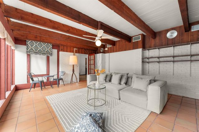 5623 Dumfries Drive, Houston, TX 77096