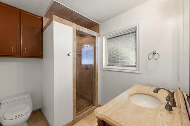 5623 Dumfries Drive, Houston, TX 77096