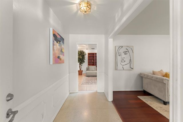 5623 Dumfries Drive, Houston, TX 77096