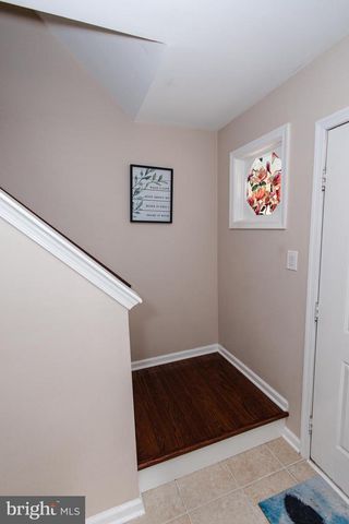 219 KNOLL DR, Blackwood, NJ 08012