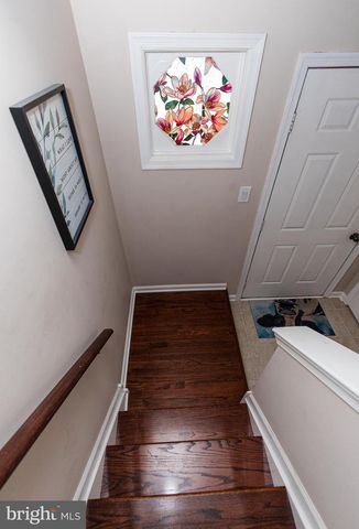 219 KNOLL DR, Blackwood, NJ 08012