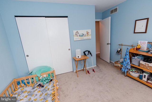 219 KNOLL DR, Blackwood, NJ 08012