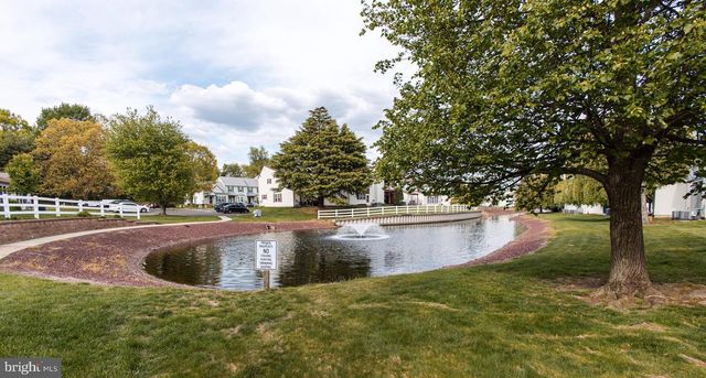 219 KNOLL DR, Blackwood, NJ 08012