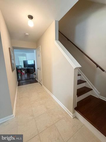 219 KNOLL DR, Blackwood, NJ 08012