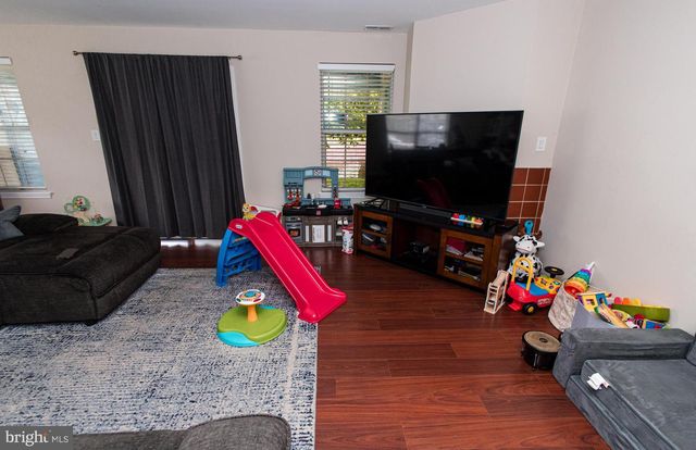 219 KNOLL DR, Blackwood, NJ 08012