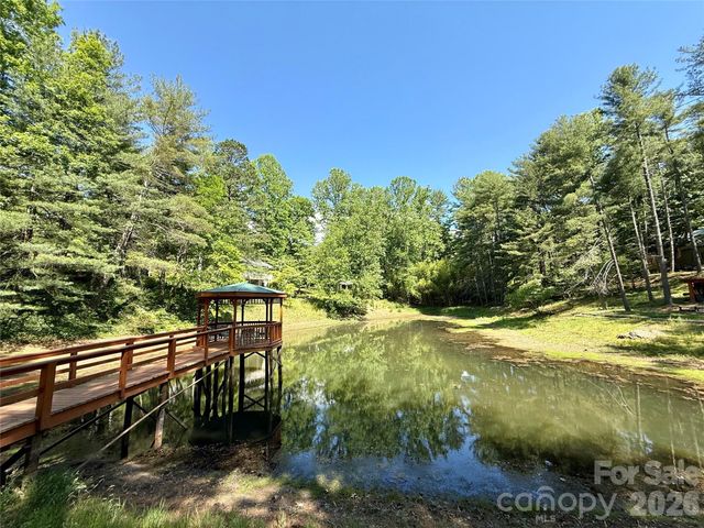 10 Lakemont Cottage Trail 10A, Flat Rock, NC 28731