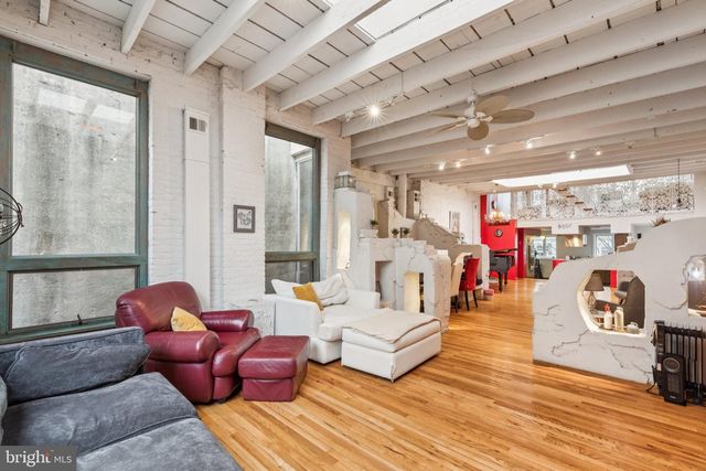 2310 SOUTH ST, Philadelphia, PA 19146