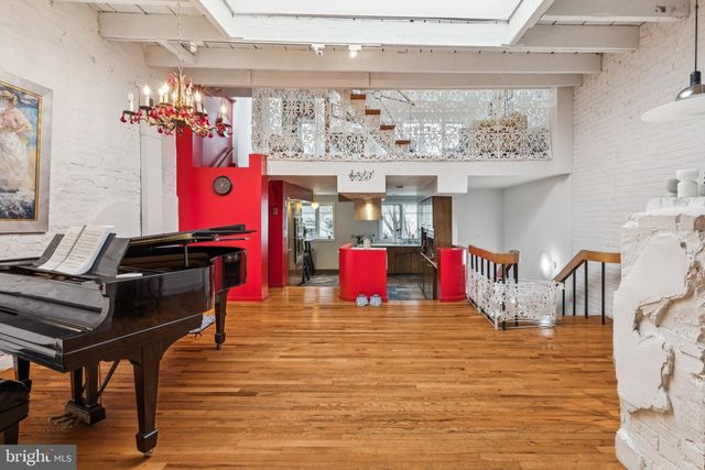 2310 SOUTH ST, Philadelphia, PA 19146