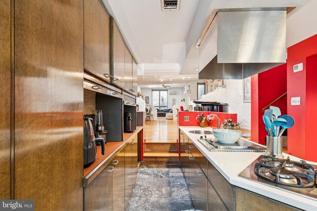 2310 SOUTH ST, Philadelphia, PA 19146