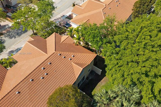 12471 SW 42nd St, Miramar, FL 33027