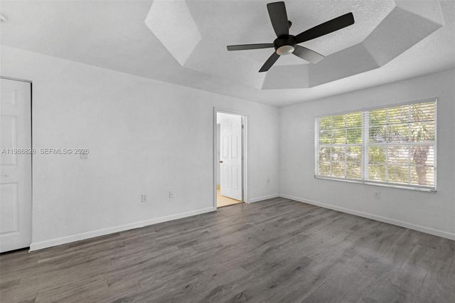 12471 SW 42nd St, Miramar, FL 33027