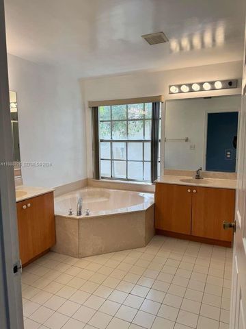 12471 SW 42nd St, Miramar, FL 33027