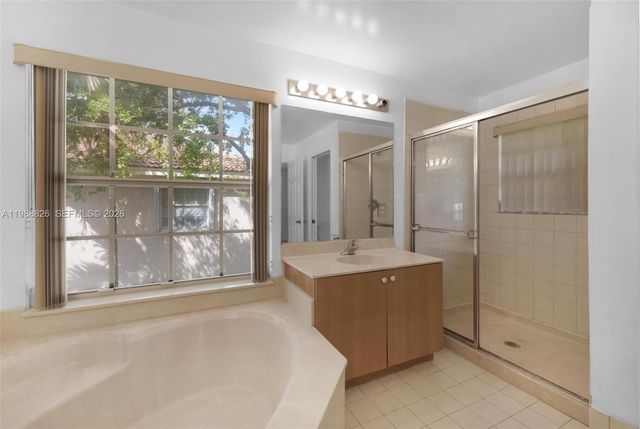 12471 SW 42nd St, Miramar, FL 33027