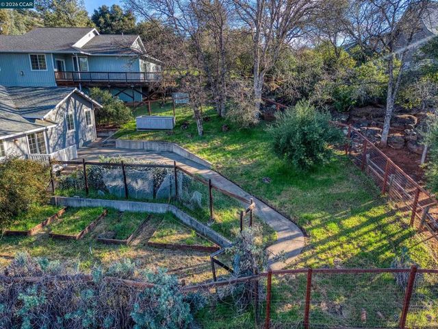 18357 Deer Hill Rd, Hidden Valley Lake, CA 95467