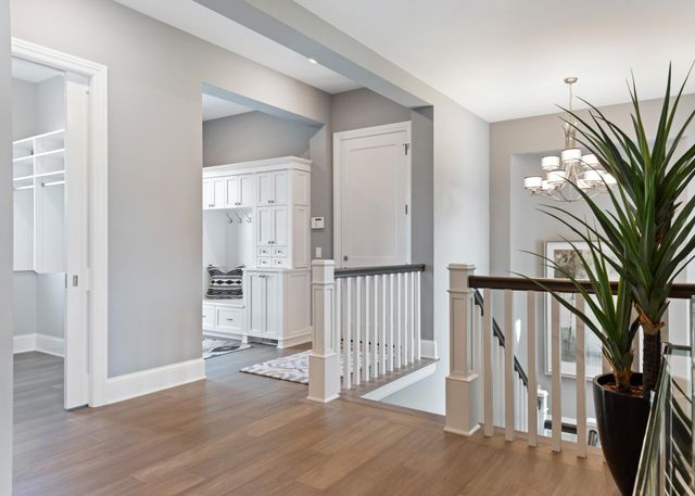 5095 Kelsey Terrace, Edina, MN 55436