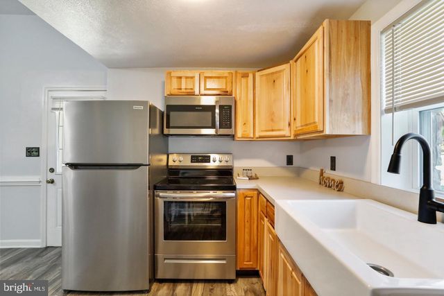 600 MOUNTAIN VIEW DR, Front Royal, VA 22630