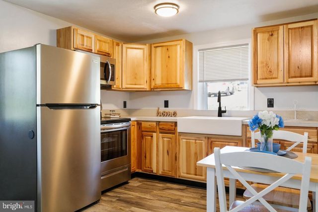600 MOUNTAIN VIEW DR, Front Royal, VA 22630