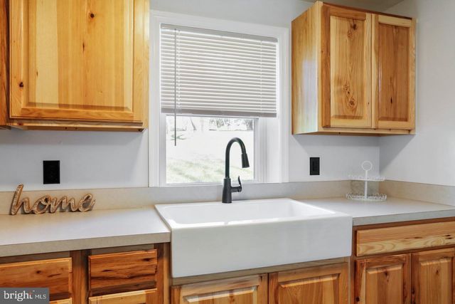 600 MOUNTAIN VIEW DR, Front Royal, VA 22630