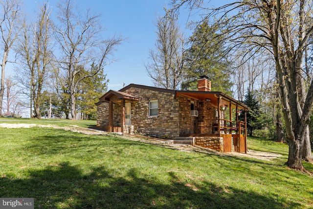 600 MOUNTAIN VIEW DR, Front Royal, VA 22630