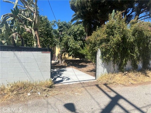 13260 Raven Street, Sylmar (los Angeles), CA 91342