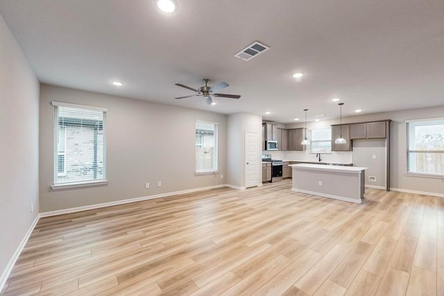 3112 Dixondale Drive, Fort Worth, TX 76108