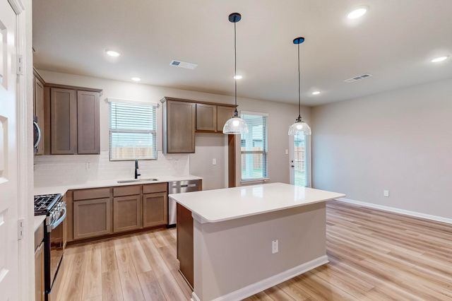 3112 Dixondale Drive, Fort Worth, TX 76108