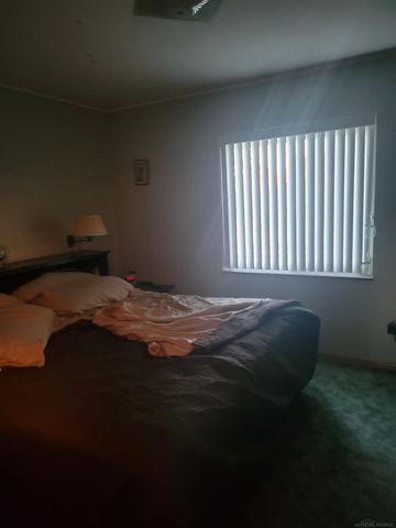 23155 Raven Avenue, Eastpointe, MI 48021