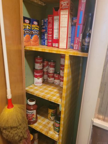 23155 Raven Avenue, Eastpointe, MI 48021