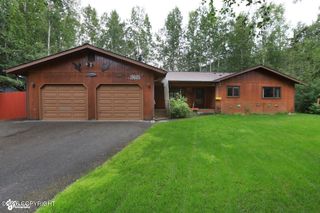 19605 Pribilof Loop, Eagle River, AK 99577