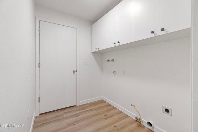 808 Brandy Court, Dayton, NV 89403