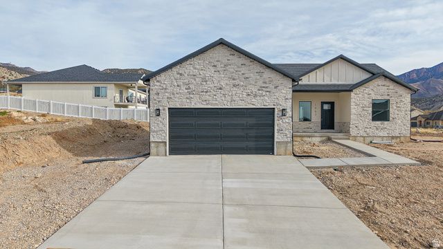 1062 N 580 E, Nephi, UT 84648