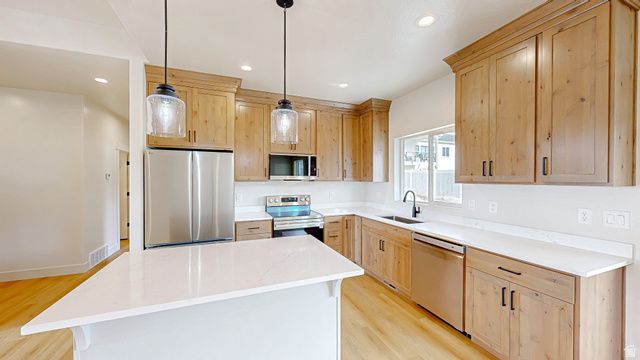 1062 N 580 E, Nephi, UT 84648