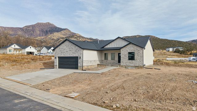 1062 N 580 E, Nephi, UT 84648