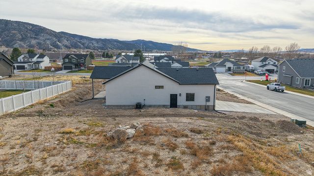 1062 N 580 E, Nephi, UT 84648