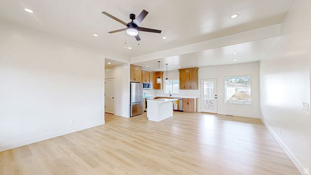 1062 N 580 E, Nephi, UT 84648