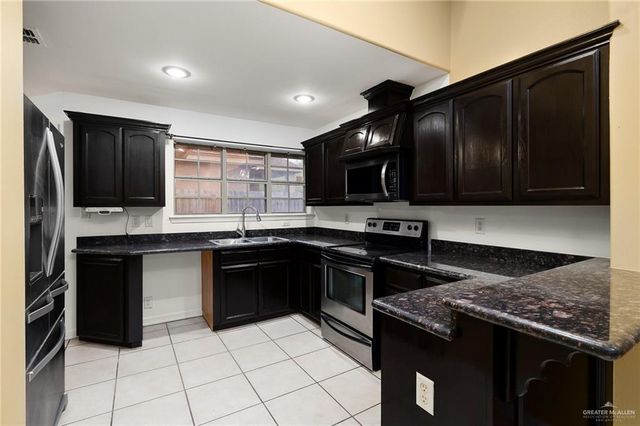 2716 Duke Avenue, Mcallen, TX 78504