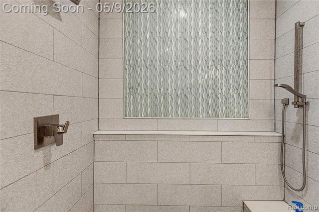 65565 Dequindre Road, Oakland, MI 48363