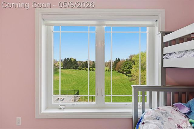 65565 Dequindre Road, Oakland, MI 48363