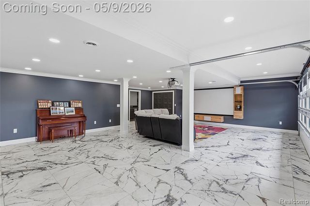 65565 Dequindre Road, Oakland, MI 48363