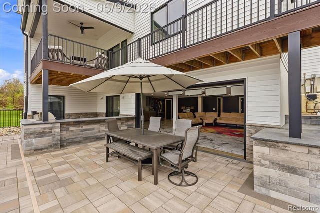 65565 Dequindre Road, Oakland, MI 48363