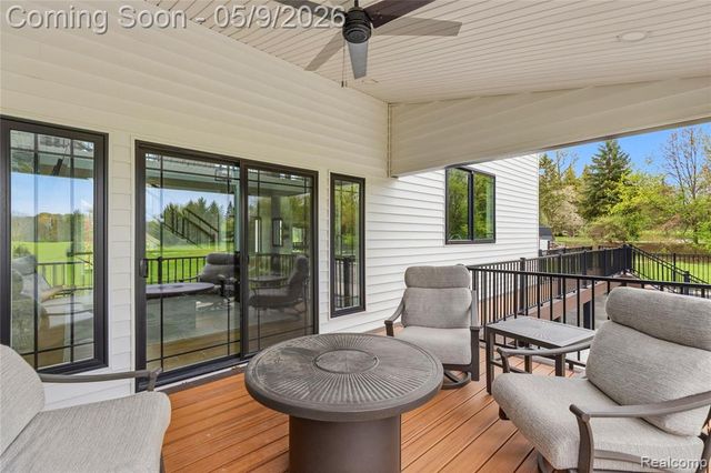 65565 Dequindre Road, Oakland, MI 48363