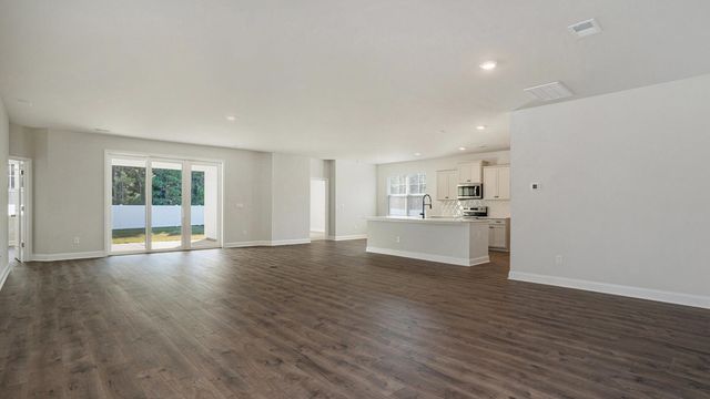 9076 Polar Bear Way, Conway, SC 29526