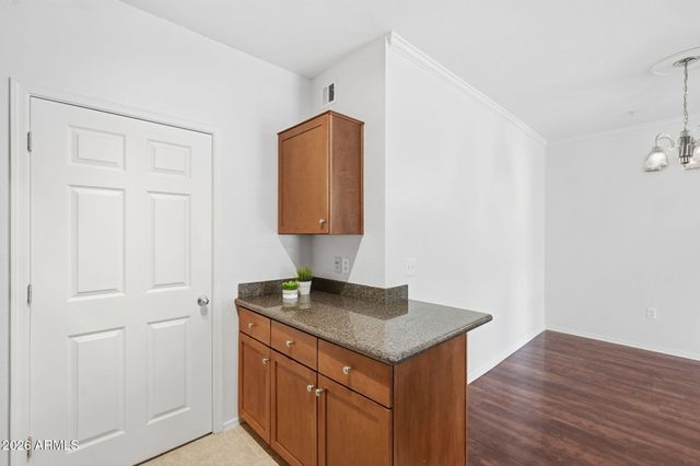 5345 E VAN BUREN Street 380, Phoenix, AZ 85008