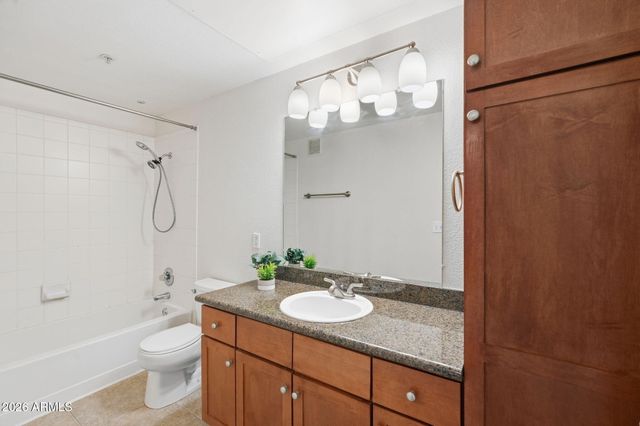 5345 E VAN BUREN Street 380, Phoenix, AZ 85008