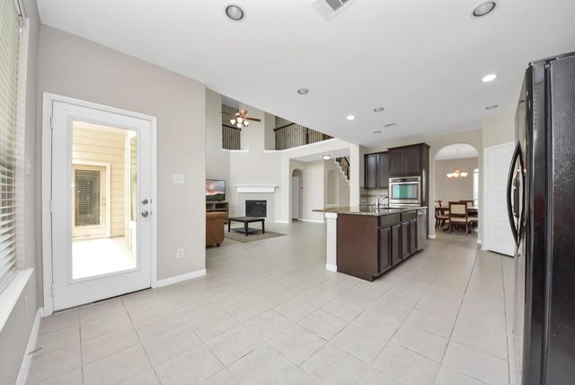 11611 Beckton Cypress Drive, Tomball, TX 77377