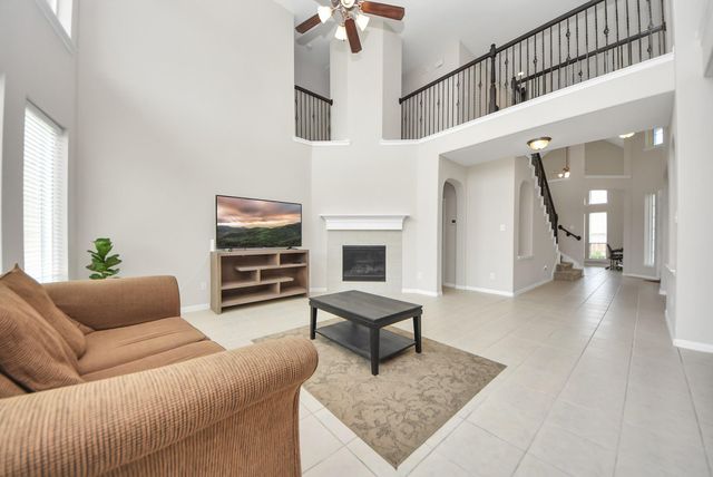 11611 Beckton Cypress Drive, Tomball, TX 77377