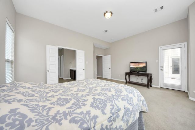 11611 Beckton Cypress Drive, Tomball, TX 77377