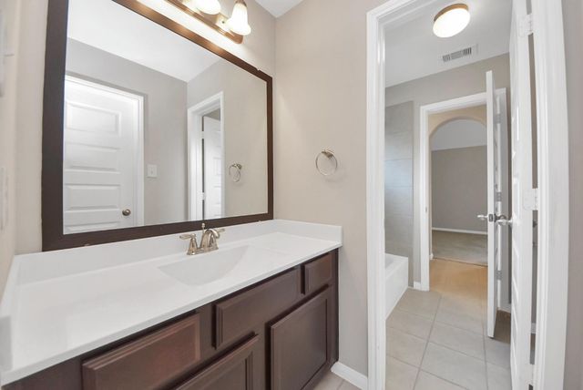 11611 Beckton Cypress Drive, Tomball, TX 77377
